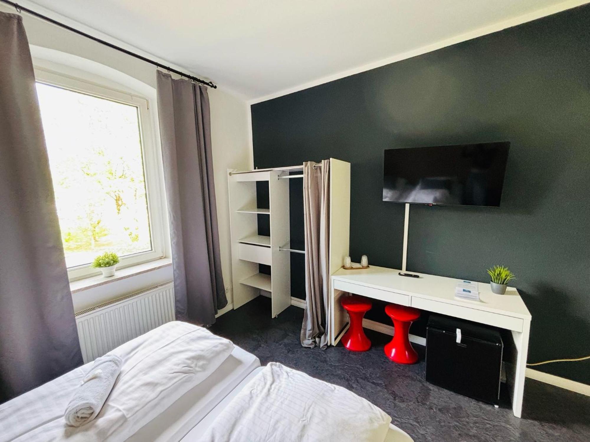 Hotel Bff Airport Messe Schlaf - Duesseldorf Екстериор снимка