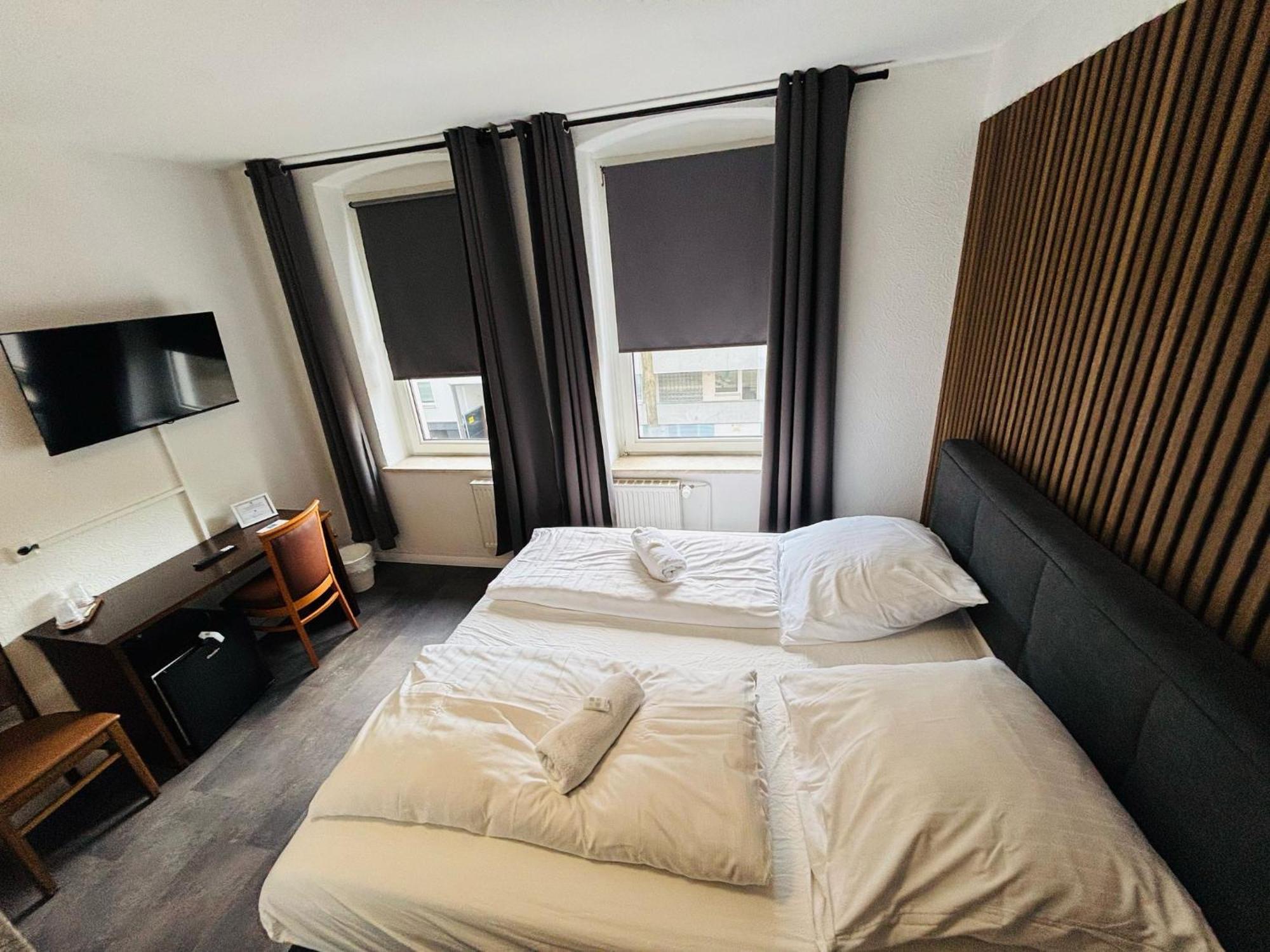 Hotel Bff Airport Messe Schlaf - Duesseldorf Екстериор снимка